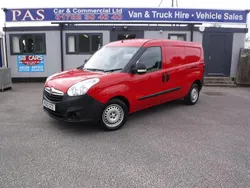 Red Used 2017 Vauxhall Combo MPV | £5,995 (Fair price)