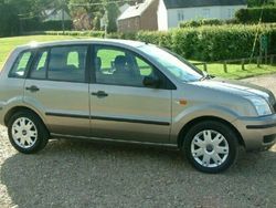 Used 2004 Ford Fusion Estate | £2,975 (A bit pricey)