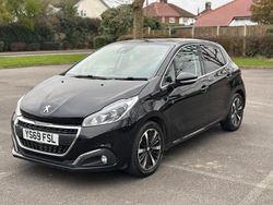 Black Used 2019 Peugeot 208 S Hatchback | £6,450 (Fair price)