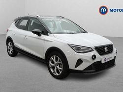 White Used 2023 Seat Arona FR SUV | £13,899 (Fair price)