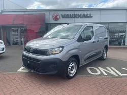 Grey New 2025 Vauxhall Combo MPV | £19,222 (Fair price)