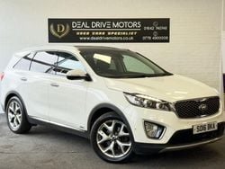 White Used 2016 Kia Sorento 4 SUV | £12,490 (Good price)
