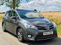 Grey Used 2015 Toyota Verso MPV | £9,750 (Fair price)