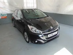 Black Used 2016 Peugeot 208 Allure Hatchback | £5,190 (Fair price)