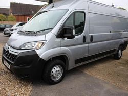 Grey Used 2023 Citroën Relay Van | £15,995 (Fair price)