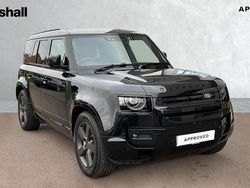 Santorini black Used 2025 Land Rover Defender HSE Dynamic SUV | £78,643