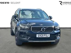 Onyx black Used 2021 Volvo XC40 Inscription SUV | £26,950 (Fair price)