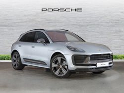 Dolomite silver metallic Used 2025 Porsche Macan SUV | £67,900 (Fair price)