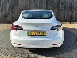 White Used 2021 Tesla Model 3 Long Range AWD Sedan | £23,299 (A bit pricey)
