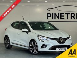 White Used 2021 Renault Clio V Version S Hatchback | £10,699 (Fair price)