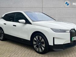 White Used 2022 BMW iX Sport Line SUV | £34,490 (Fair price)