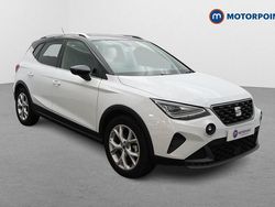 White Used 2023 Seat Arona FR SUV | £13,999 (Fair price)