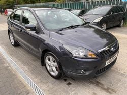 Grey Used 2010 Ford Focus Zetec Hatchback | £3,490 (Fair price)