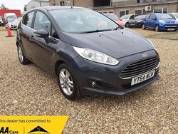 Grey Used 2014 Ford Fiesta Zetec Hatchback | £4,495 (Fair price)