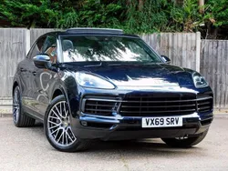 Blue Used 2019 Porsche Cayenne SUV | £39,525 (Fair price)