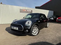 Black Used 2015 Mini Cooper Hatch Hatchback | £5,495 (Fair price)