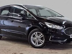 Black Used 2019 Ford S-MAX Titanium MPV | £17,670 (Good price)