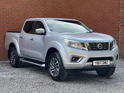 Silver Used 2017 Nissan Navara N-Connecta Pickup | £13,995 (Fair price)