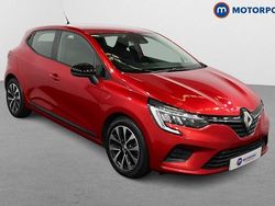 Used 2022 Renault Clio V Evolution Hatchback | £12,549 (Fair price)
