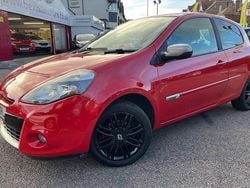Red Used 2011 Renault Clio II GT-Line Hatchback | £4,499 (Expensive)