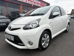 White Used 2013 Toyota Aygo Hatchback | £3,590 (Fair price)