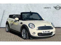 Pepper white Used 2014 Mini Cooper Cabriolet Cabriolet | £11,495 (Fair price)