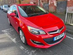 Red Used 2015 Vauxhall Astra SRi Hatchback | £3,200 (Fair price)