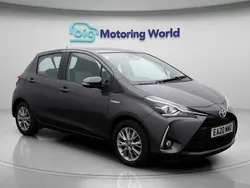 Grey Used 2020 Toyota Yaris Hybrid Hatchback | £12,100 (Good price)