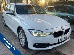 White Used 2019 BMW 330 Estate | £9,995 (Good price)