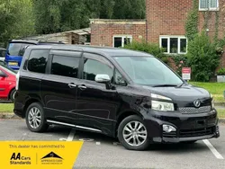 Pearl violet Used 2012 Toyota Voxy MPV | £8,500 (Fair price)