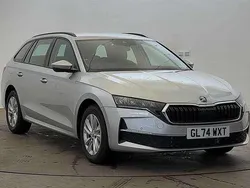 Brilliant silver metallic New 2024 Skoda Octavia SE Technology Estate | £24,767 (Good price)