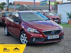 Red Used 2016 Volvo V40 CC SE Estate | £6,650 (Good price)