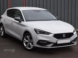 White New 2025 Seat Leon FR Hatchback | £25,995