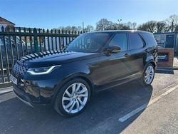 Black Used 2022 Land Rover Discovery 5 HSE SUV | £46,990 (Fair price)