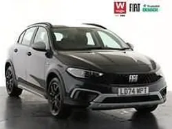 Green Used 2024 Fiat Tipo Cross Hatchback | £18,299 (Expensive)