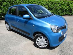 Blue Used 2016 Renault Twingo Play Hatchback | £4,987 (Fair price)