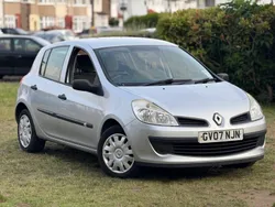 Silver Used 2007 Renault Clio II Expression Hatchback | £999 (Fair price)