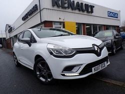 White Used 2017 Renault Clio IV Dynamique Hatchback | £7,295 (A bit pricey)