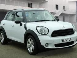White Used 2015 Mini Cooper D Countryman SUV | £5,000 (Fair price)