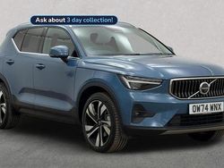 Blue Used 2025 Volvo XC40 Ultra SUV | £37,899 (Expensive)