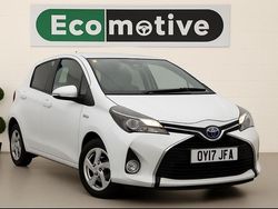 White Used 2017 Toyota Yaris Hybrid Hatchback | £7,995 (Fair price)