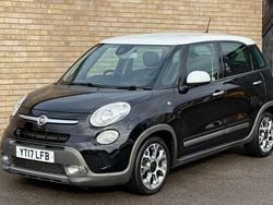 Black/white Used 2017 Fiat 500L Trekking MPV | £4,745 (Fair price)