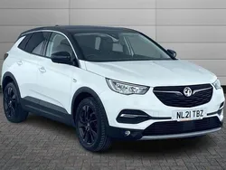 Pearl white Used 2021 Vauxhall Grandland X SRi SUV | £12,475 (Good price)