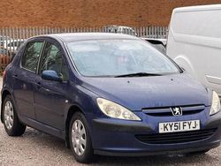 Blue Used 2001 Peugeot 307 Hatchback | £495