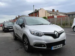 Silver Used 2016 Renault Captur Dynamique SUV | £4,395 (Fair price)