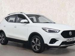 White Used 2024 MG ZS Excite Sedan | £15,991 (Fair price)