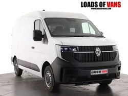 White New 2025 Renault Master Van | £24,990 (Good price)