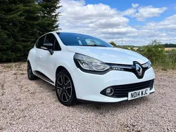 White Used 2014 Renault Clio IV Dynamique Hatchback | £4,495 (Fair price)