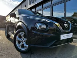 Pearl black Used 2021 Nissan Juke N-Connecta SUV | £15,450 (Fair price)