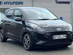 New 2025 Hyundai i10 Premium Hatchback | £17,295 (Fair price)